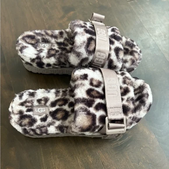 UGG - Furry Slides - leopard print - Picture 6 of 9